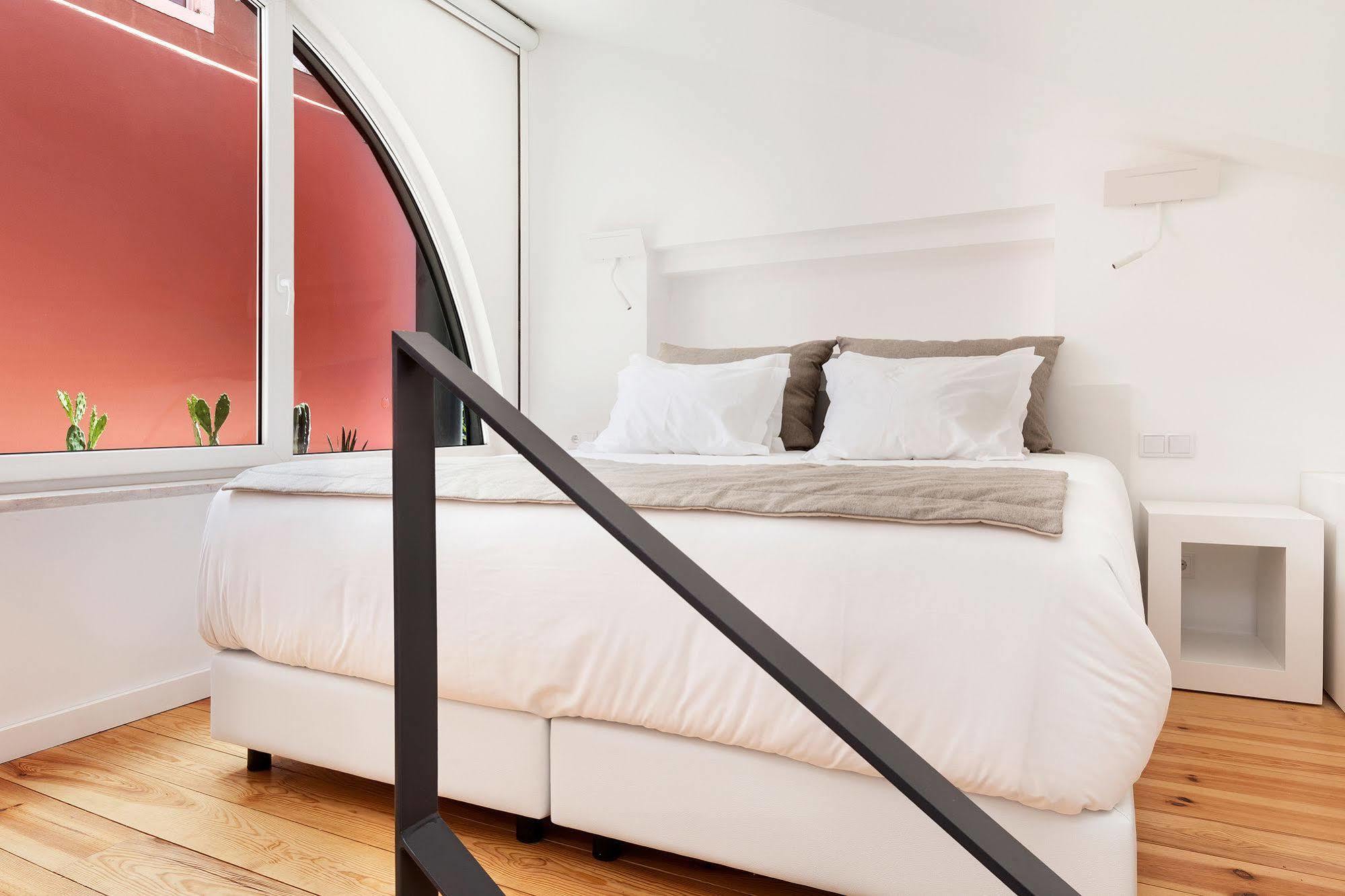 Hello Lisbon Sao Bento Boutique Apartments Εξωτερικό φωτογραφία