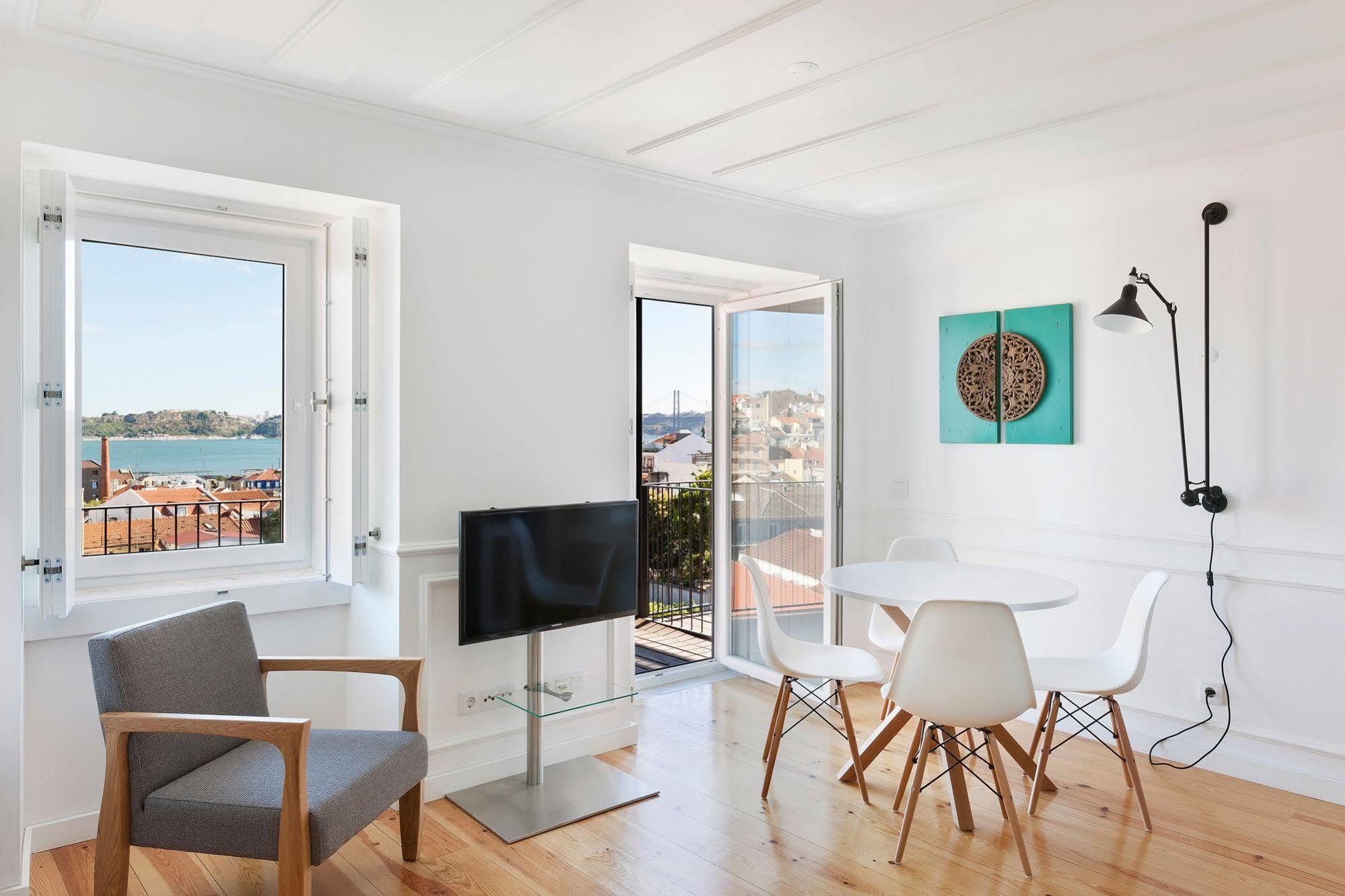 Hello Lisbon Sao Bento Boutique Apartments Εξωτερικό φωτογραφία